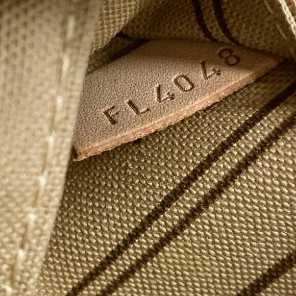 Auth LOUIS VUITTON Neverfull MM Monogram Tote Bag Monogram Canvas - Picture 13 of 14